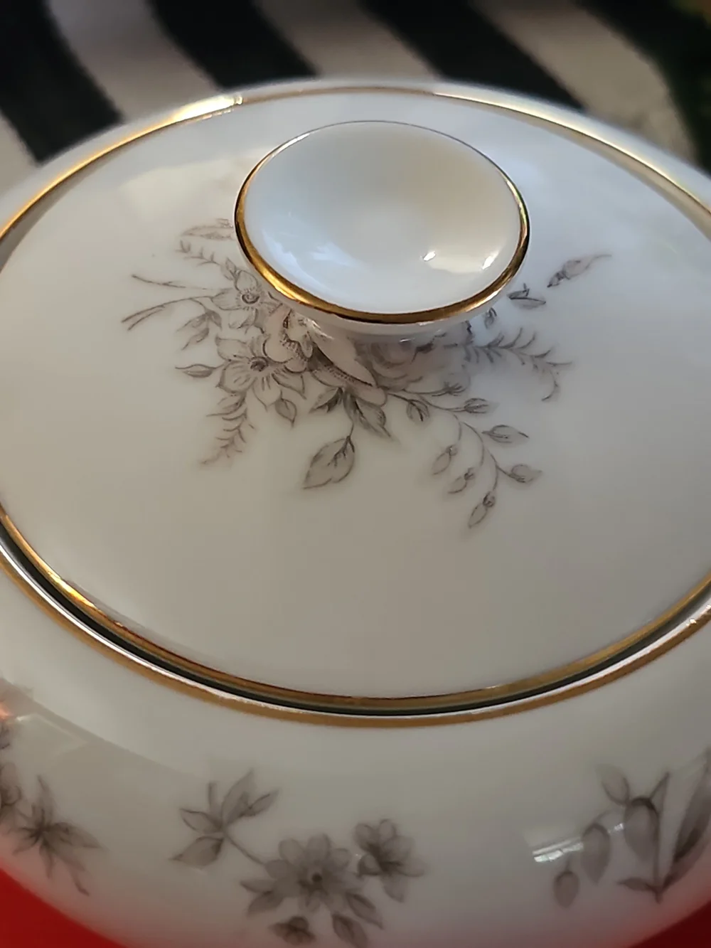 Vintage Meito SHADOW ROSE Porcelain Sugar Bowl and Creamer Set with Gold Trim